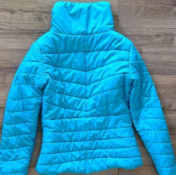 Barely Worn- PLATINUM -Womens Blue Quilted Jacket, Zip & Snap front- Size Small - Picture 2 of 3